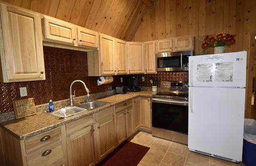 Laurelville House | Woodland view-Hitchin' Post