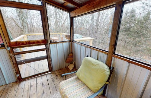 Laurelville House | Woodland view-Hitchin' Post