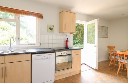 Osmington Cottage | WOODLANDS COTTAGE, pet friendly, country holiday cottage in Ringstead