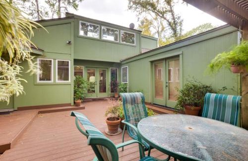 Grogan's Mill House | Woodlands Escape 3BR Texas Retreat with Forest View