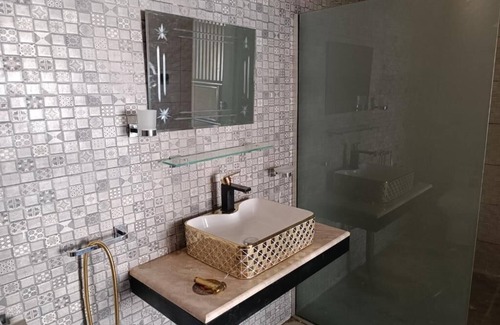 Kalam Hotel | Woodridge Cottages