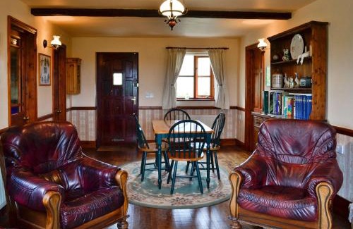 Evershot House | Woods Cottage