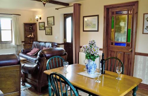 Evershot House | Woods Cottage