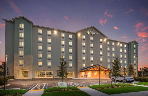 Ludlam Hotel | WoodSpring Suites Doral Miami Airport