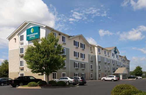 Simpsonville Hotel | WoodSpring Suites Greenville Simpsonville