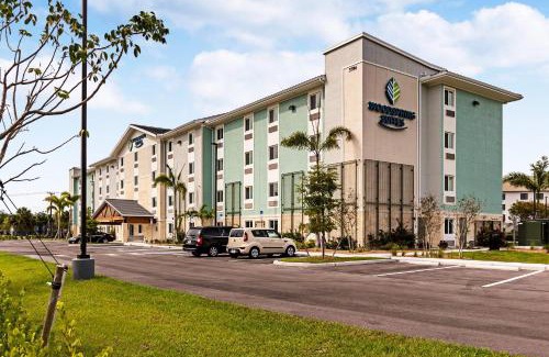 Rural Estates Hotel | WoodSpring Suites Naples