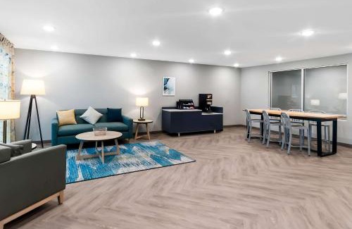 Pine Forest Hotel | WoodSpring Suites Pensacola West