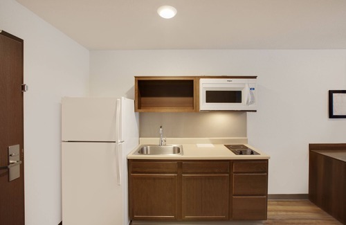 North San Antonio - SAT Hotel | WoodSpring Suites San Antonio Stone Oak