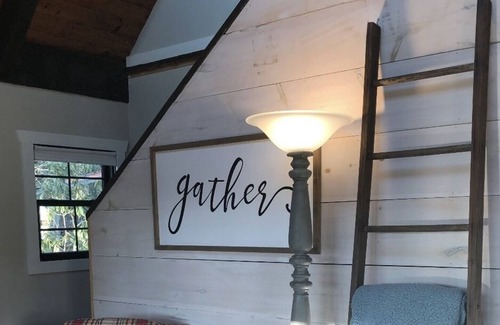 Glenville Ski Chalet | Woodsy Cabin @ Lake Glenville- minutes to marina & brewery