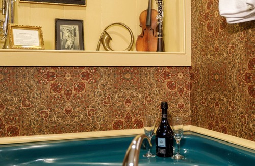 Stockton Bed & Breakfast | Woolverton Inn