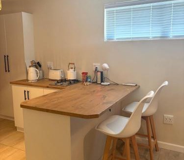 Worcester Apartment | Worcester accommodation Putt and Stay