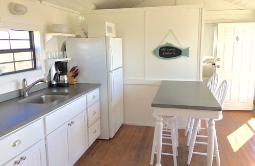 Point Judith Cottage | Work at home with a View/Beachfront Cottage/nightly Sunsets/private sandy beach