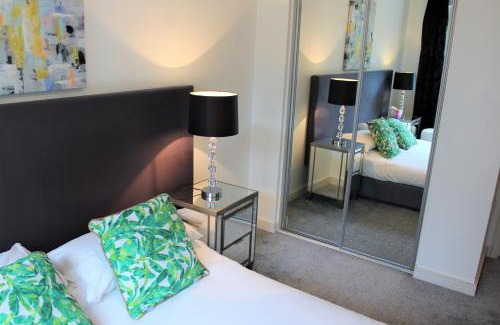 Portsmouth Apartment | Work Rest and Stay at Gunwharf Quays