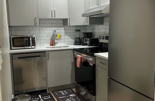 Calgary Apartment | Work, Rest & Exercise | Calgary suite | Near Airport & Banff Route