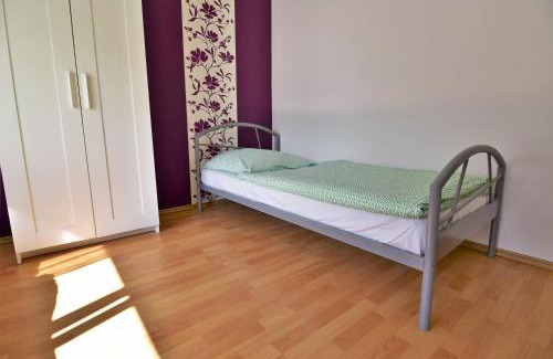 Sankt Augustin Apartment | Work & Stay Sankt Augustin mit Dachterasse