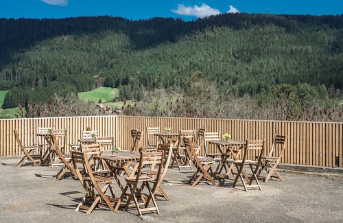 Huzenbach House | Workation House for up to 38 persons