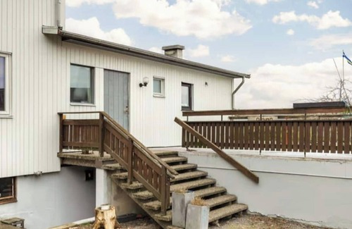 Harestad House | Workers - 10BR - 3 Bath - Säve- Parking lot - All-inclusive