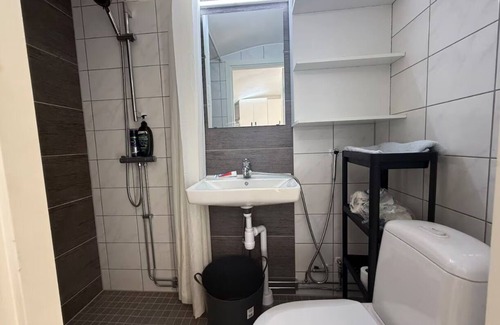 Save Apartment | Workers Studio Volvo - Parking lot - WiFi - All-inclusive