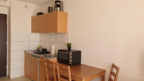 Vingst Apartment | Workers-Sleep-Station