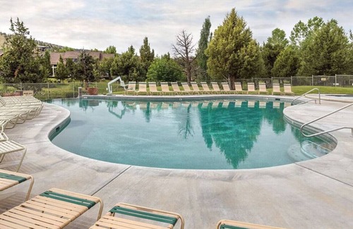 Redmond Condo | Worldmark Eagle Crest - 2BD