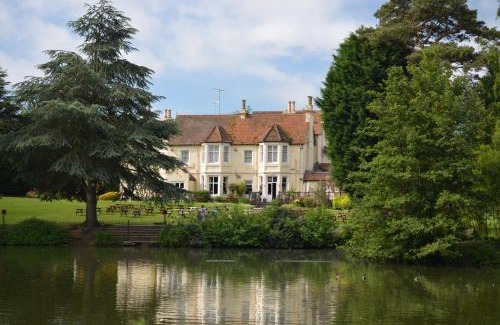 Worplesdon Hotel | Worplesdon Place Hotel