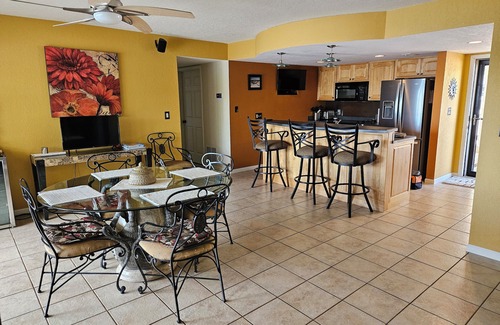 Osage Beach Condo | Wow! A 10! 100 REVIEWS!nWaterfront walk-in 3 pools/5 STAR 3 BR/3 BTH S 9/SLIP