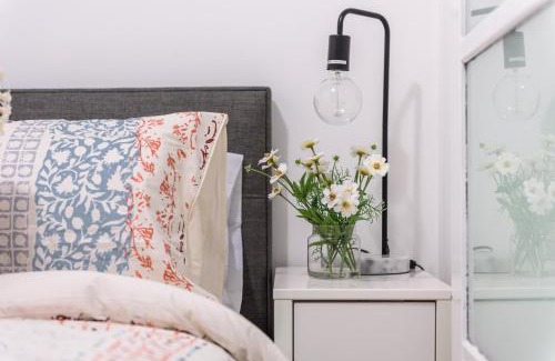 Melbourne Central Business District Apartment | WOW Apartment on Flinders