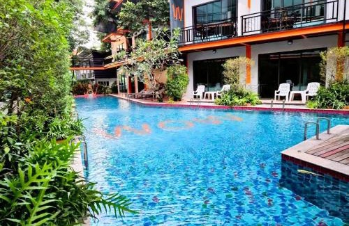 Chalong Hotel | WOW PHUKET