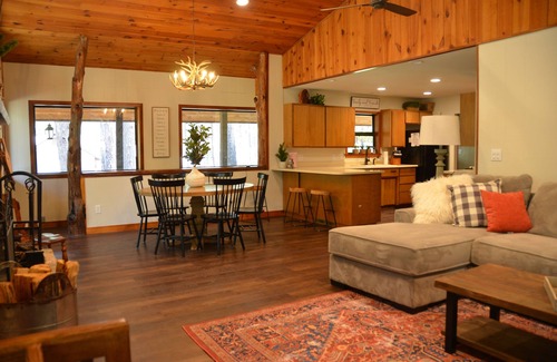 Heber Cabin | WrapAround Porch w Panoramic Mountain View’s