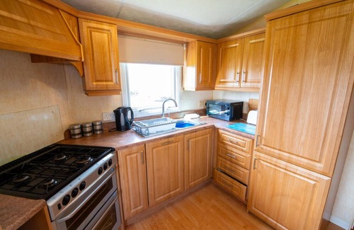 Camber RV Rental | WW252 Parkdean Camber Sands