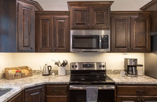Victor House | Wydaho Lodge is a Stylish and luxurious home near Jackson Hole and Grand Targhee