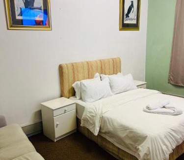 Wynberg House | Wynberg Lodge