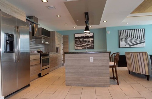 Clearwater Beach Resort | Wyndham 4 Bedroom Presidential - Clearwater Beach Resort