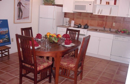 Hancock Condo | Wyndham Bentley Brook at Jiminy Peak ski in ski out