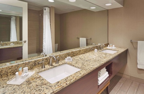 Columbia Hotel | Wyndham Executive Center Columbia