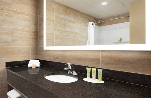 Totowa Hotel | Wyndham Garden Totowa