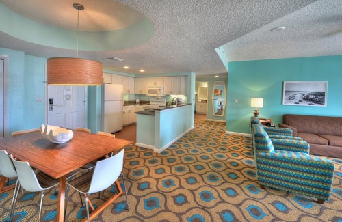 Brush - Stewarts Condo | Wyndhams Ocean Walk Resort