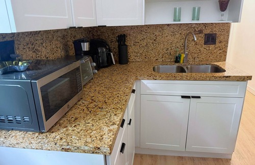 Allapattah Apartment | Wynwood Bungalows By Renzzi