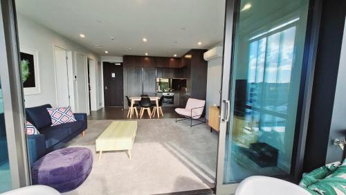 Auckland Central Business District Apartment | Wynyard Quarter One Bedroom Apartment