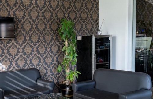 Saviano House | X Hotel