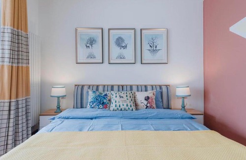 Beilin Apartment | Xi’an Beilin·South Gate Subway Station· Locals Apartment 00172100