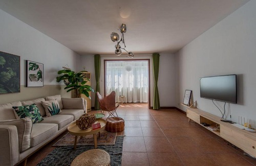 Zhonglou Shangquan Apartment | Xi’an NewTown·Longshouyuan Subway Station· Locals Apartment 00121860