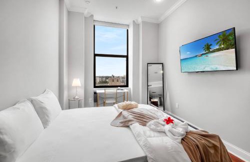 Olde Kensington Apartment | Xl Studio - Modern Studio W Rooftop Pool