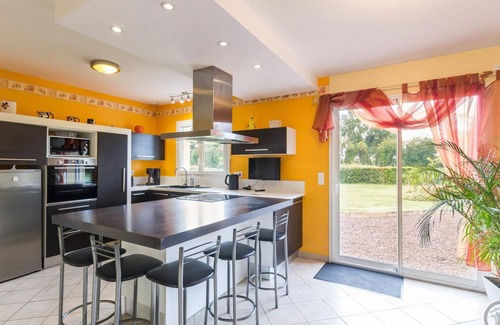 Yvetot-Bocage Cottage | XXL House in Green Setting with Garden, Pets Allowed