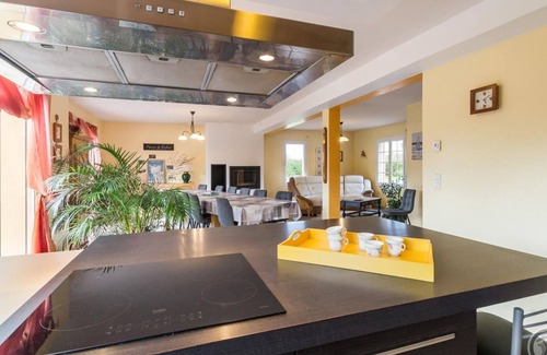 Yvetot-Bocage Cottage | XXL House in Green Setting with Garden, Pets Allowed