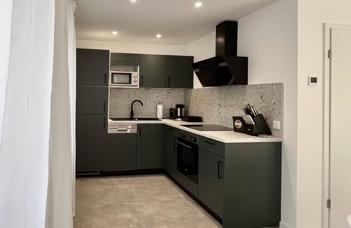 Schafhof Apartment | Xzllenz: House 100qm | 2 bath | parking | central