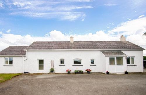 Pont-rug House | Y Ddol