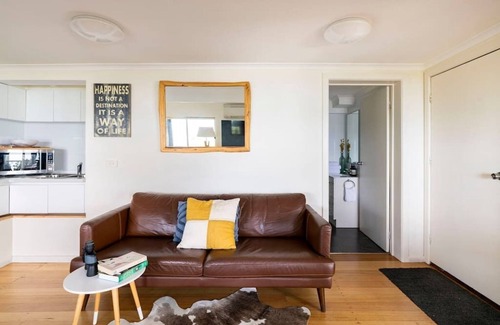 Wye River Apartment | Y Vue - Beach Side, Spa and fire pit with Ocean Views