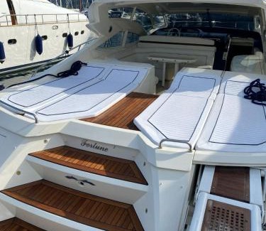 Arzachena Boat Rental | Yacht Cantieri Sarnico 60 feet