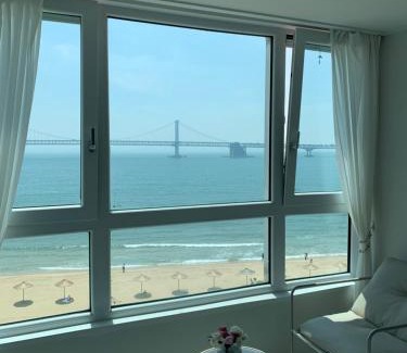 Suyeong-Gu Apartment | Yanggaeng Casa